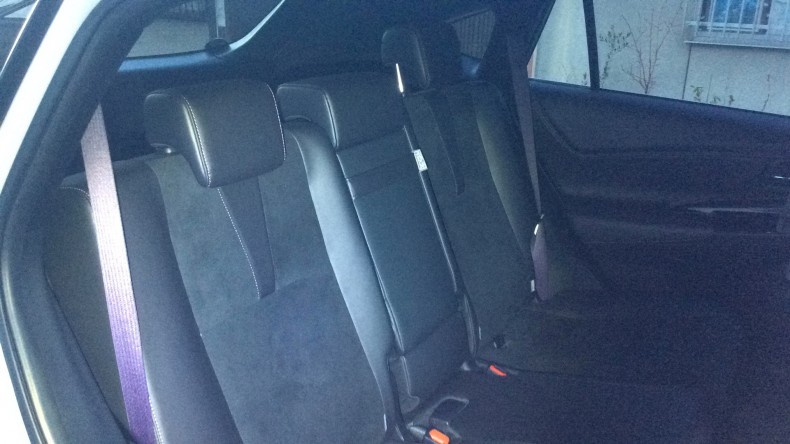 内装後方シート