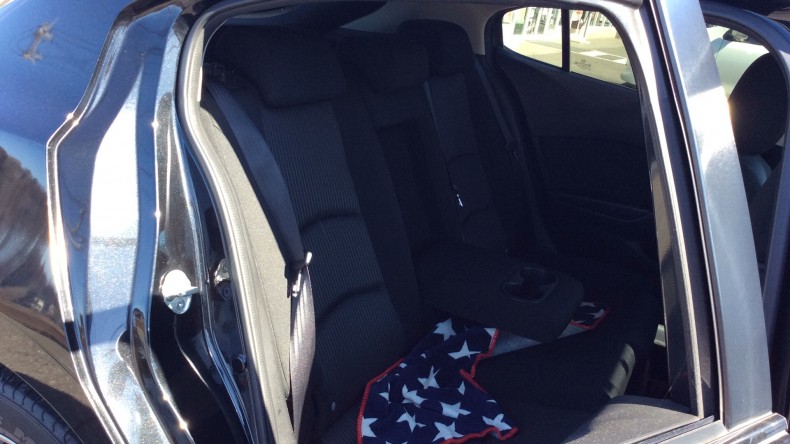 内装後方シート