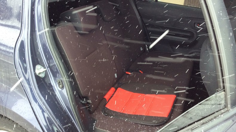 内装後方シート