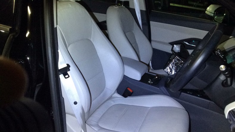 内装前方シート