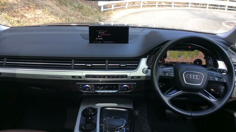 内装インパネ全体