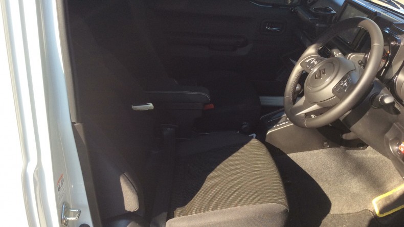 内装前方シート