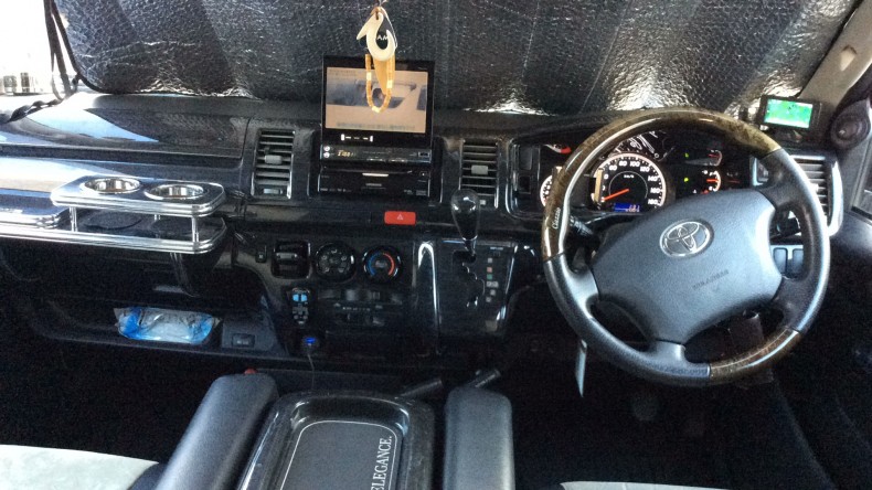 内装インパネ全体