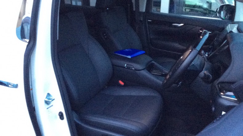 内装前方シート