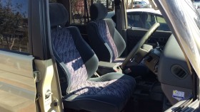 内装前方シート