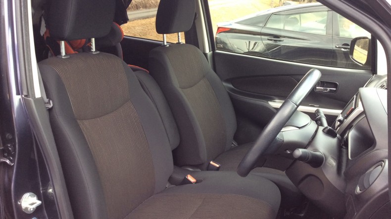 内装前方シート