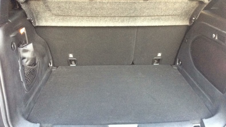内装トランク