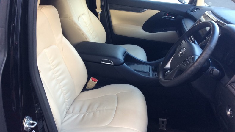 内装前方シート