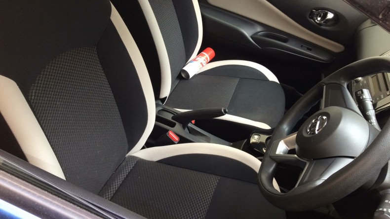 内装前方シート