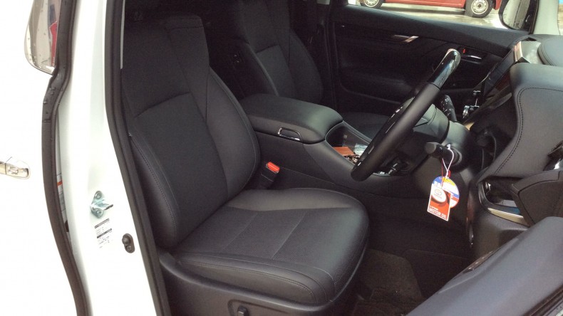 内装前方シート