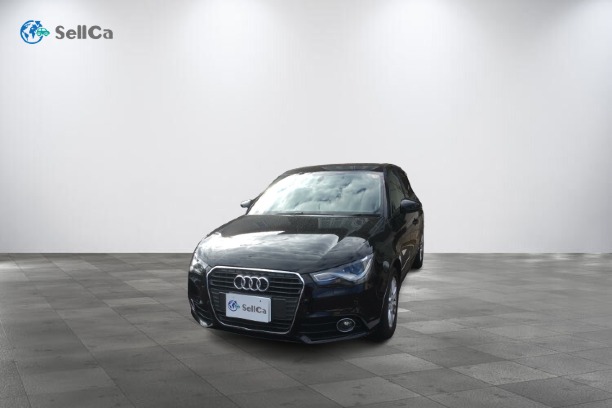 アウディ　Ａ１スポーツバック ２５ＴＦＳＩ アドバンスドの車種サムネイル画像