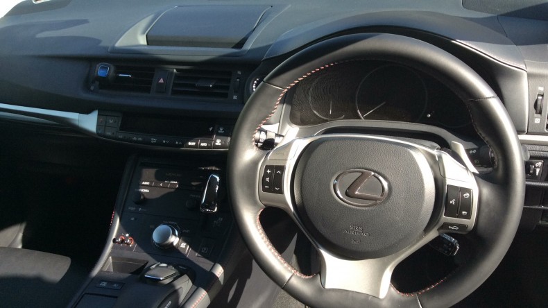 内装インパネ全体