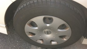 タイヤホイール前