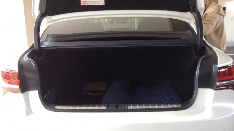 内装トランク