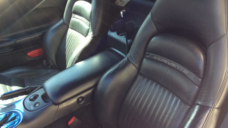 内装前方シート