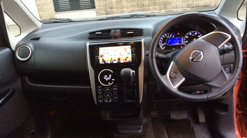 内装インパネ全体