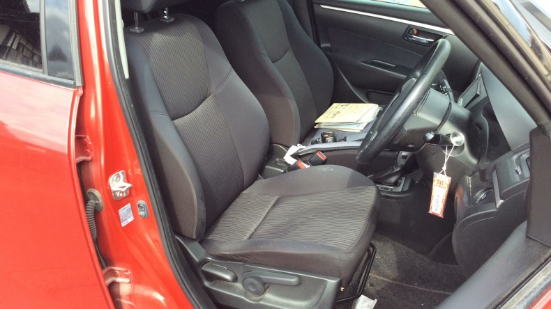 内装前方シート