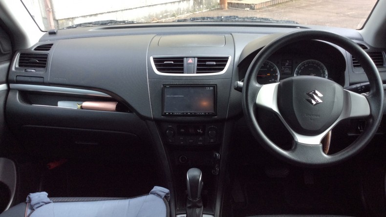 内装インパネ全体