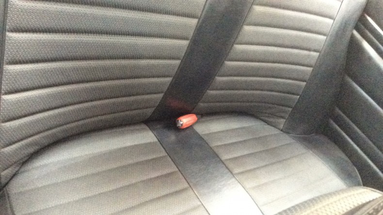 内装後方シート