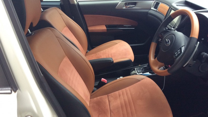 内装前方シート