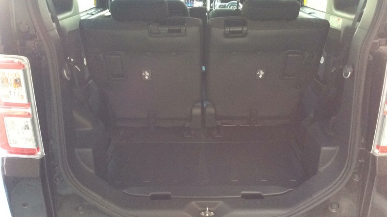 内装トランク
