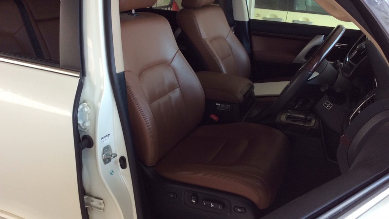 内装前方シート