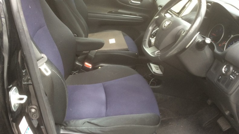 内装前方シート