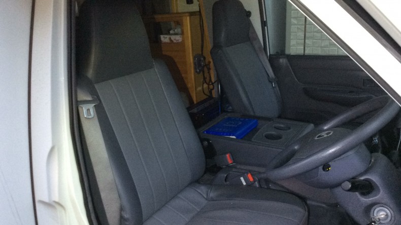 内装前方シート