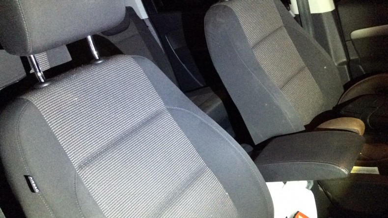 内装前方シート