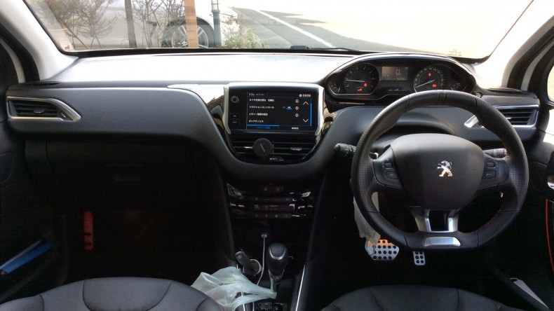 内装インパネ全体