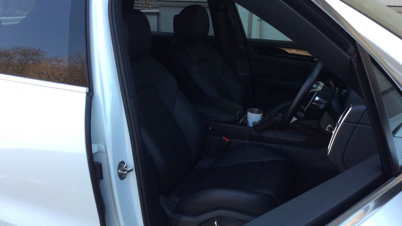 内装前方シート