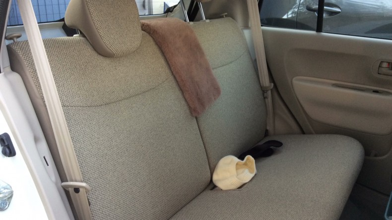 内装後方シート