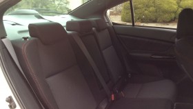 内装後方シート