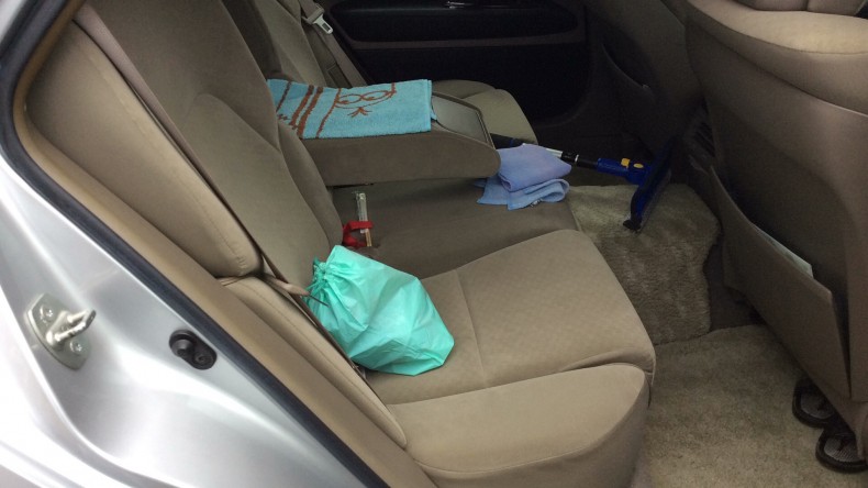 内装後方シート