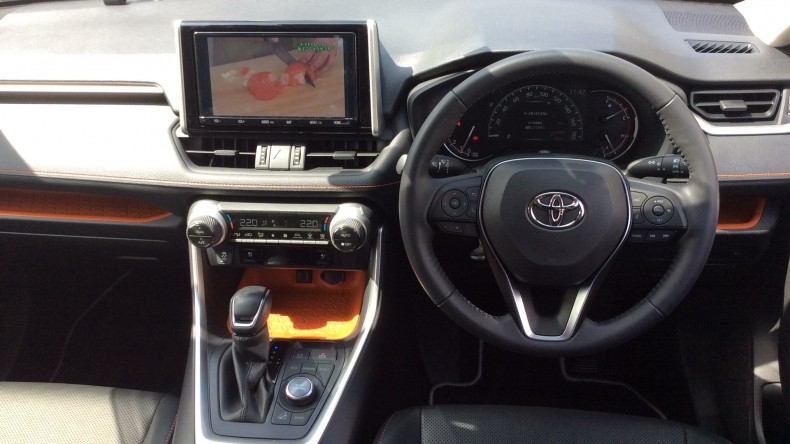 内装インパネ全体