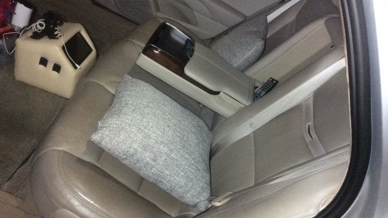 内装後方シート