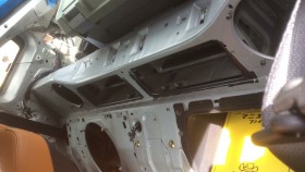 内装後方シート