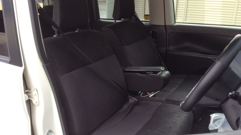 内装前方シート