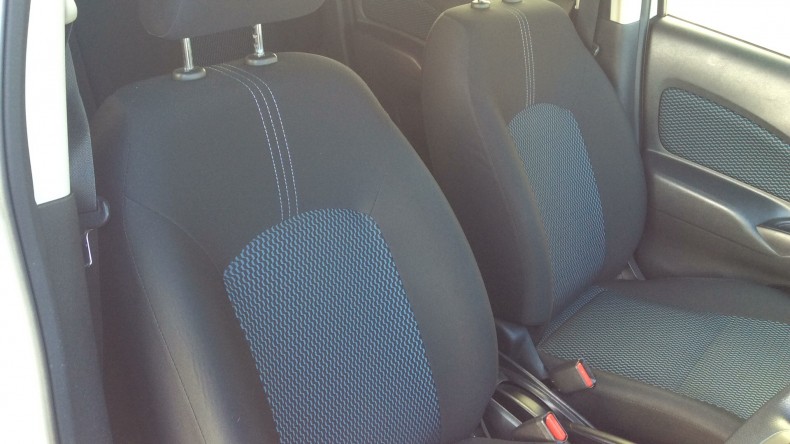 内装前方シート