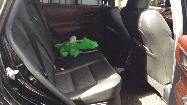 内装後方シート