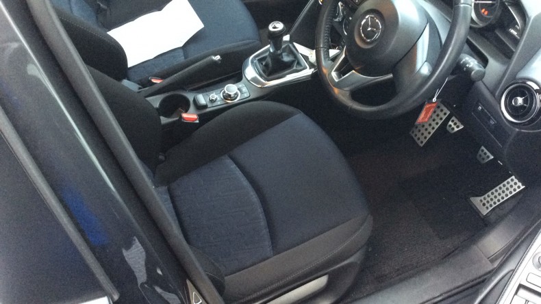 内装前方シート