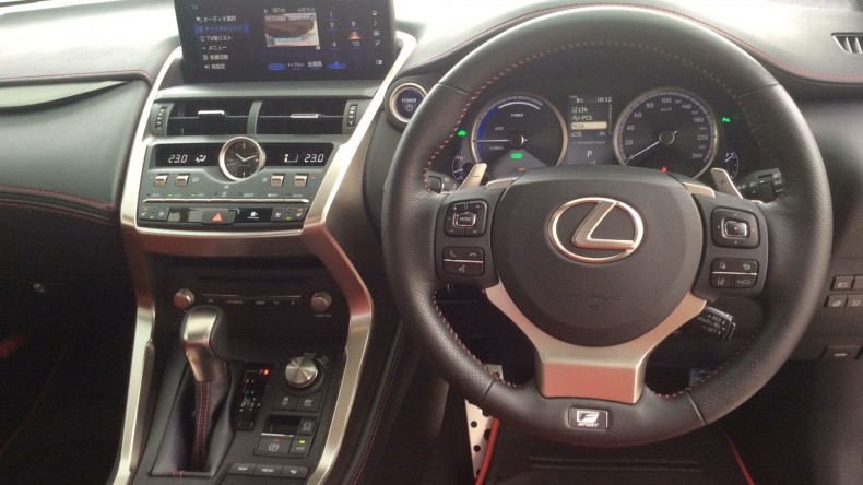 内装インパネ全体