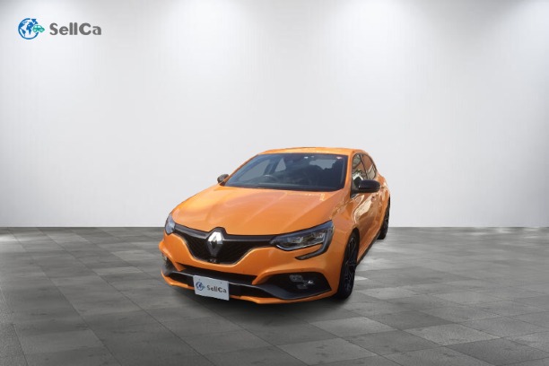 ルノー　メガーヌの車種サムネイル画像