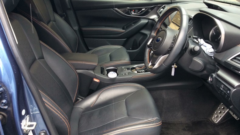 内装前方シート