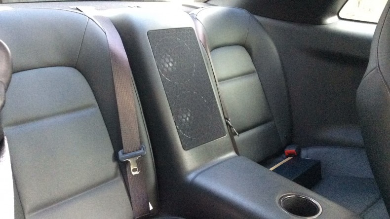 内装後方シート