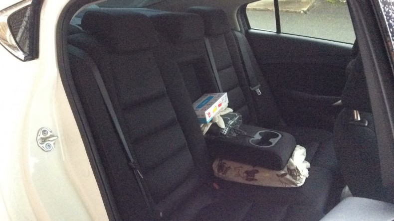 内装後方シート