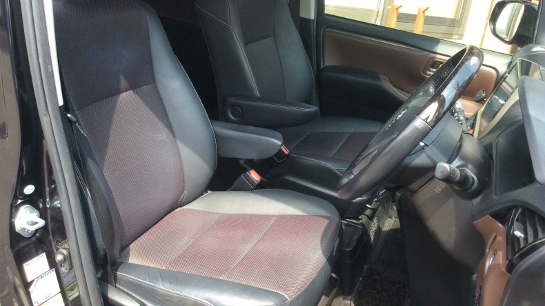 内装前方シート