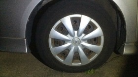 タイヤホイール前