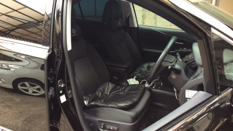 内装前方シート