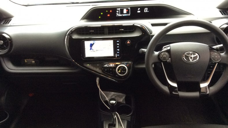 内装インパネ全体